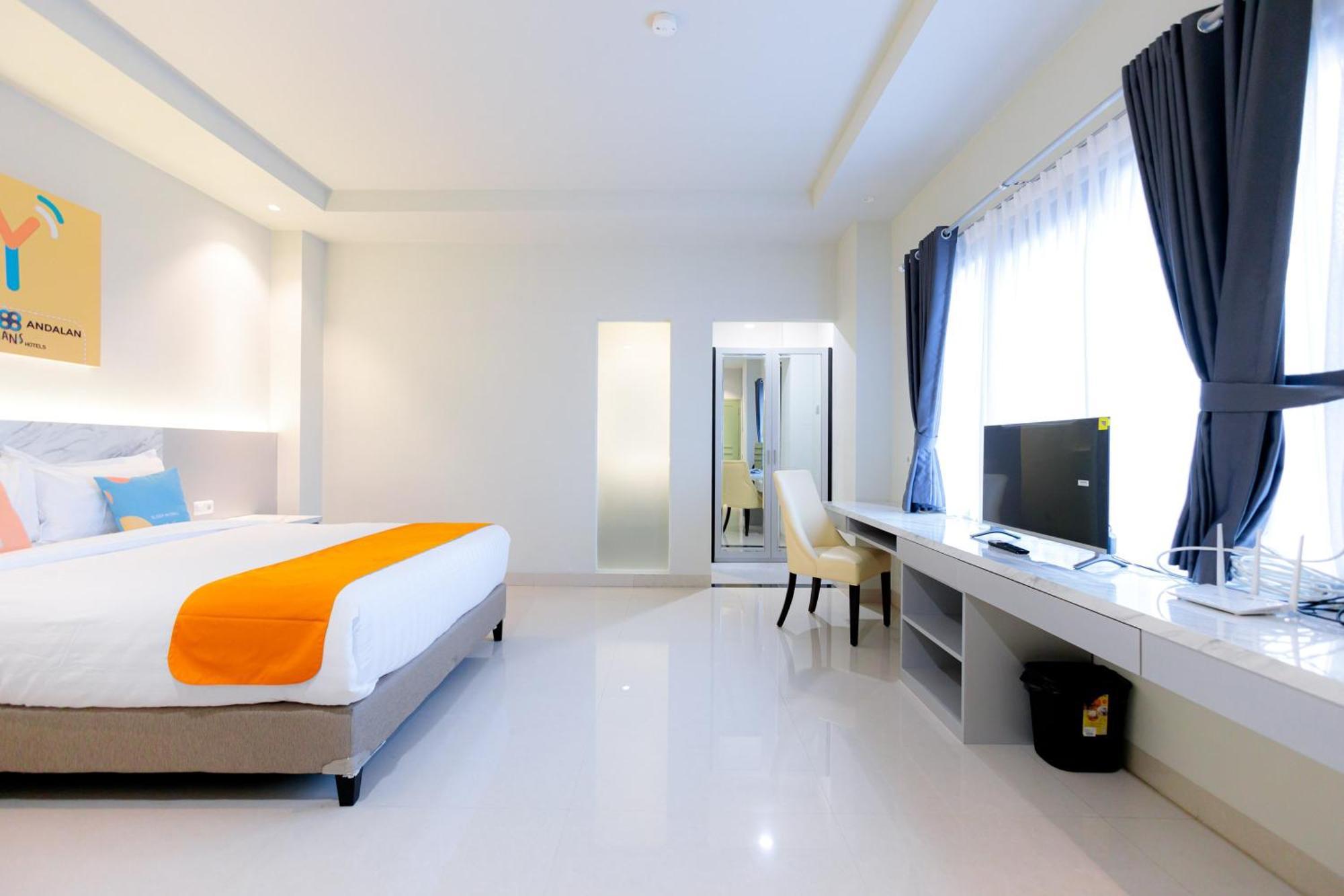 Sans Hotel 88 Andalan Surabaya By Reddoorz Exterior photo