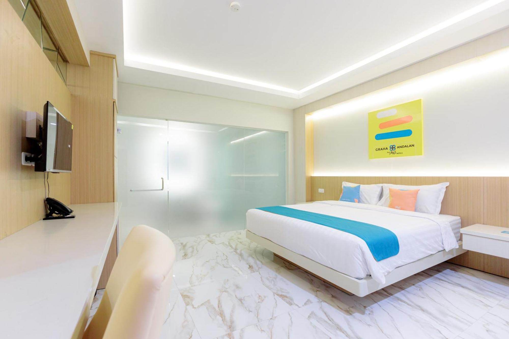 Sans Hotel 88 Andalan Surabaya By Reddoorz Exterior photo