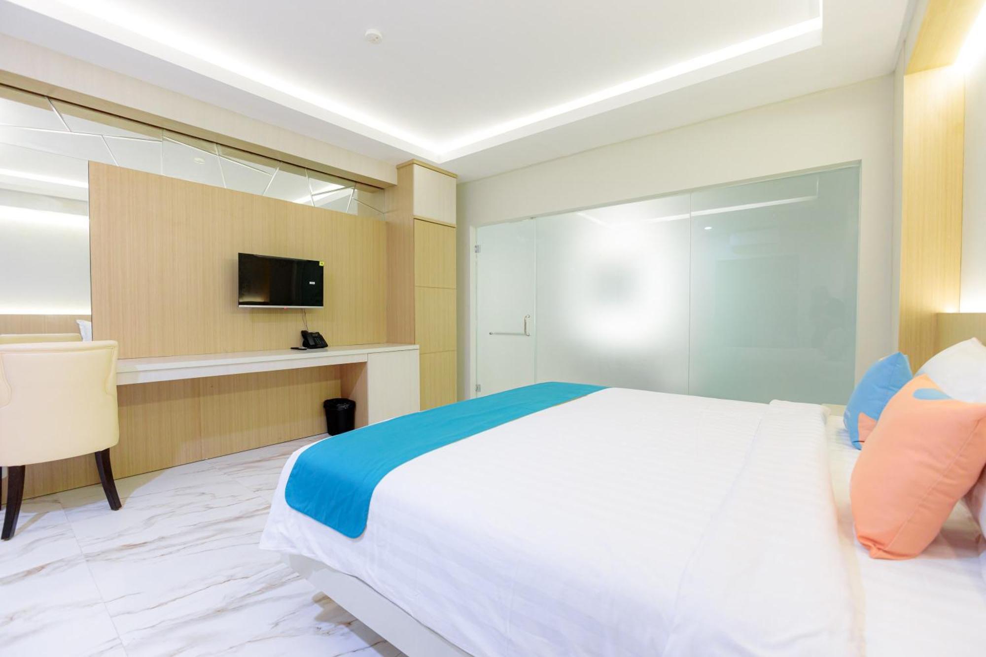 Sans Hotel 88 Andalan Surabaya By Reddoorz Exterior photo